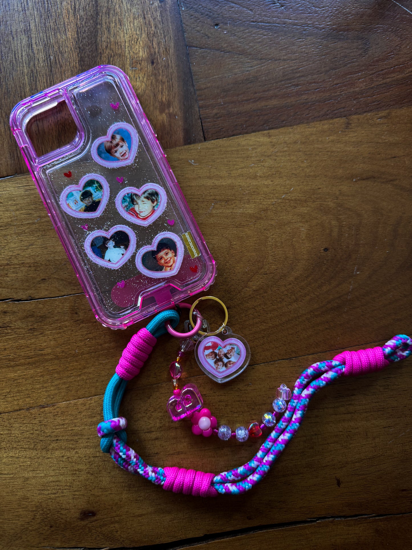 Funda 1D uso rudo iPhone 14/13 🩷