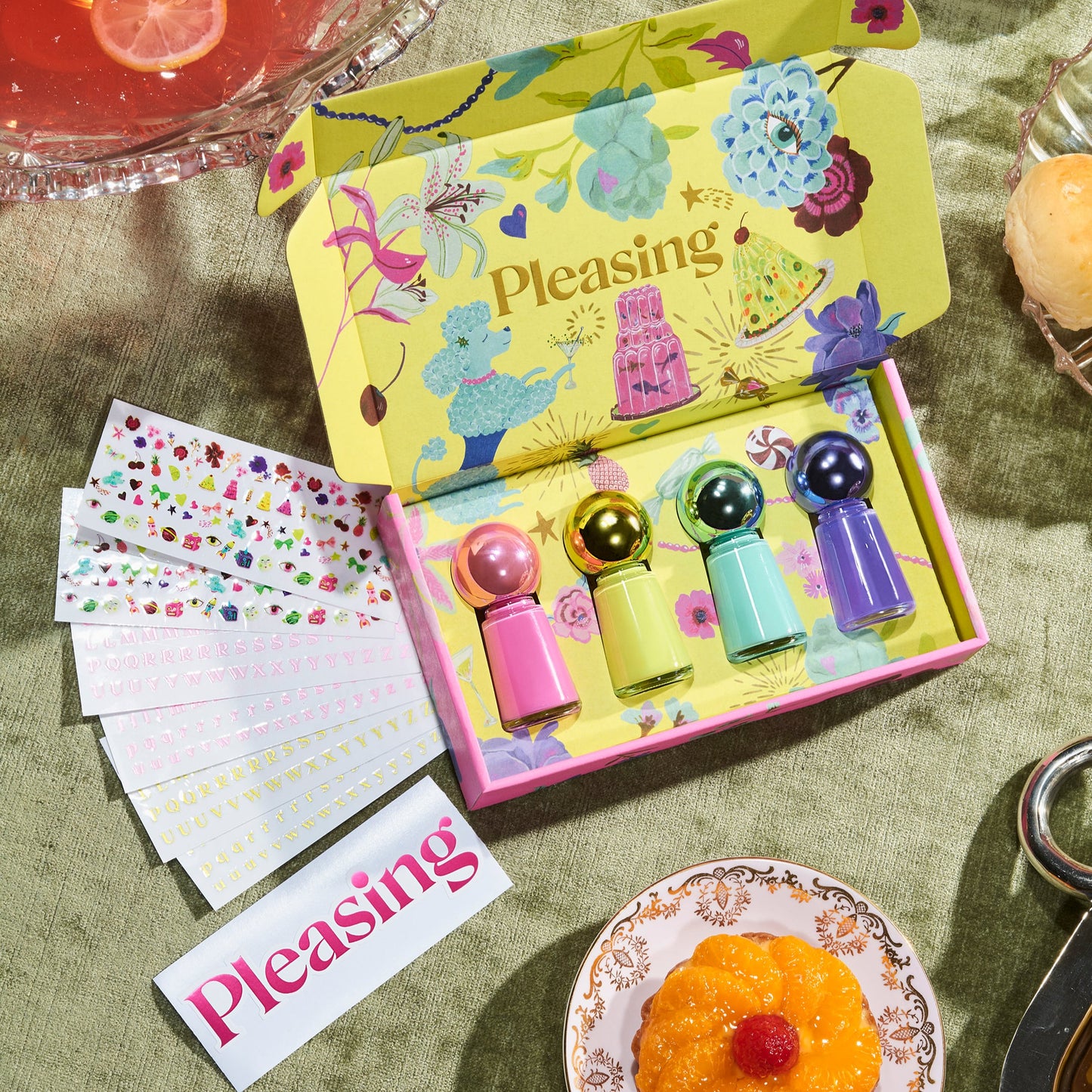 The Super Magic Family Time Polish Set