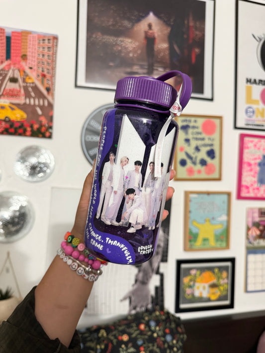 Botella morada BTS (Envío inmediato) 400mls