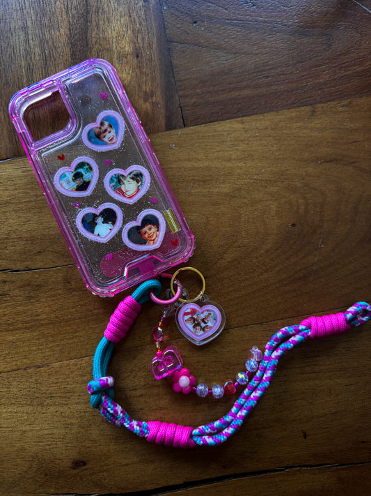 Funda 1D uso rudo iPhone 14/13 🩷